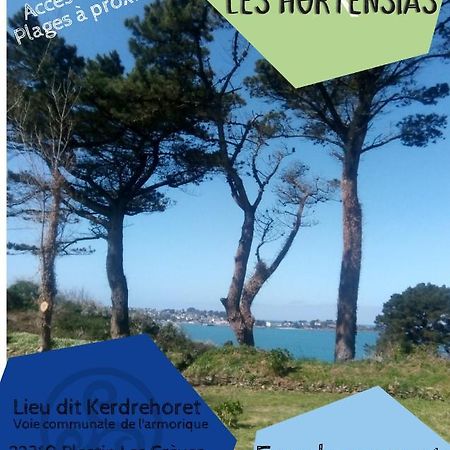 Aire De Camping Car, Caravane, Tente Emplacement Nu Avec Electricite Petit Camping Hotel Plestin-les-Greves Luaran gambar